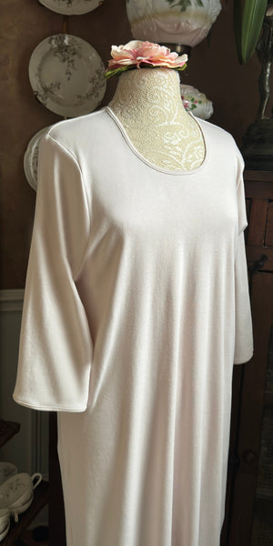 3/4 Sleeve 3/4 Gown INTERLOCK