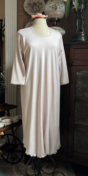 3/4 Sleeve 3/4 Gown INTERLOCK