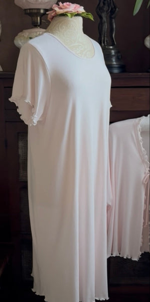 Short Sleeve 3/4 Length Gown INTERLOCK