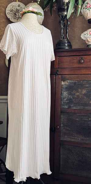 Short Sleeve 3/4 Length Gown SHADOW STRIPE