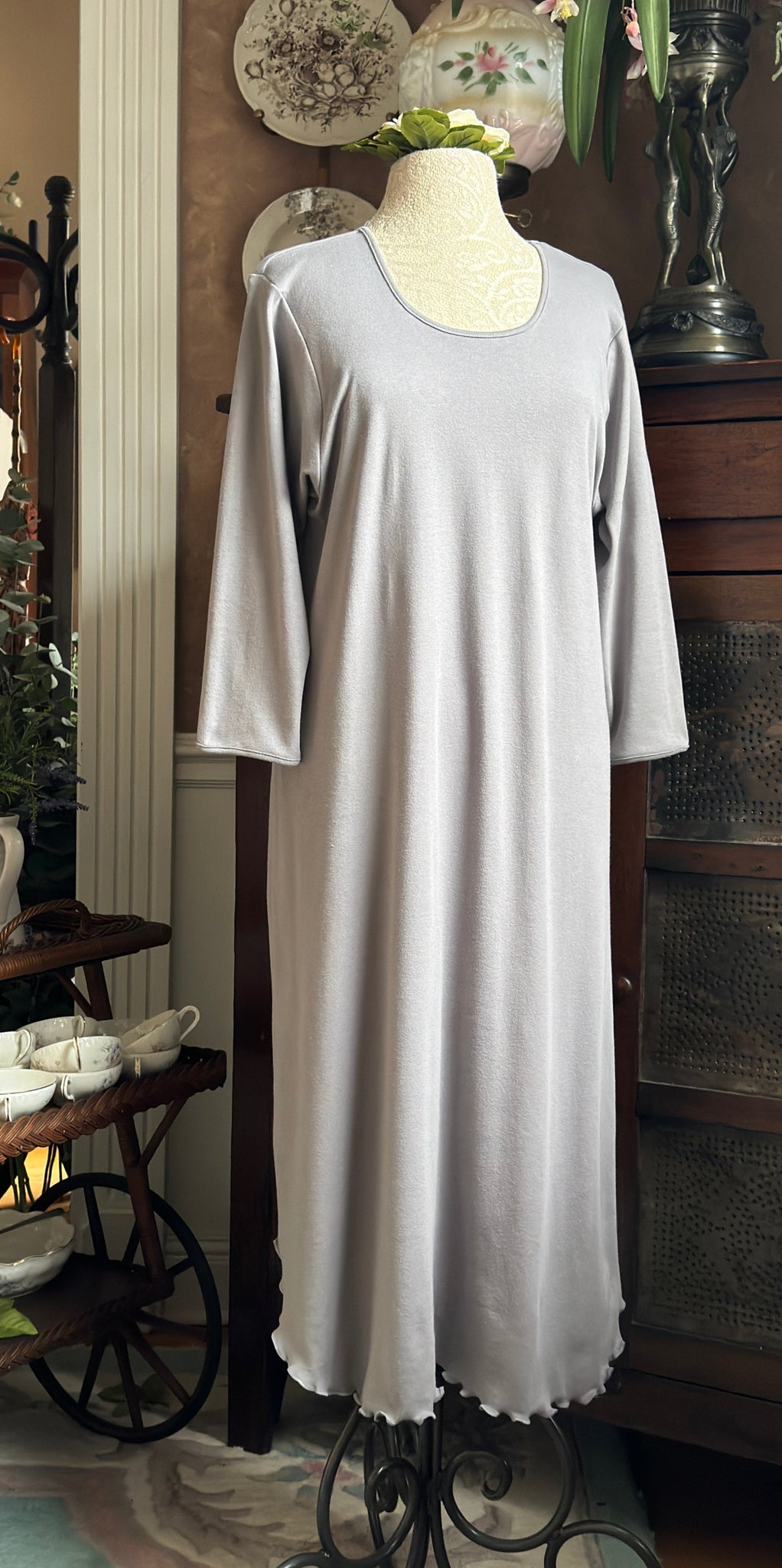 3/4 Sleeve 3/4 Length Gown INTERLOCK