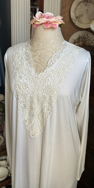 JACQUELYN Long Sleeve Ballet Length Nightgown