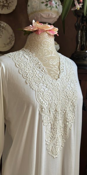 JACQUELYN Long Sleeve Ballet Length Nightgown