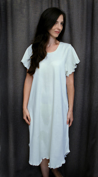 Short Sleeve 3/4 Length Gown INTERLOCK