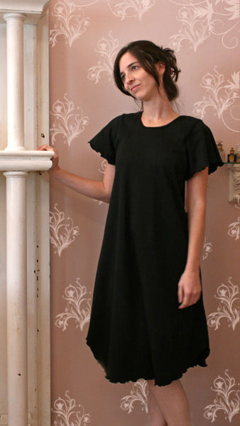 Short Sleeve 3/4 Length Gown INTERLOCK