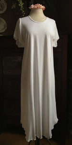 Short Sleeve 3/4 Length Gown INTERLOCK